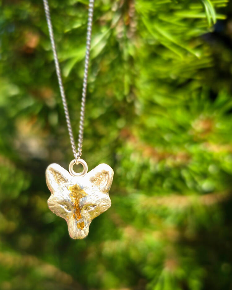Golden Fox | Fauna